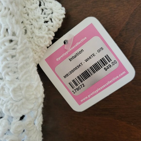 NWT White Macrame Crochet Crop Top size Small - Picture 3 of 4